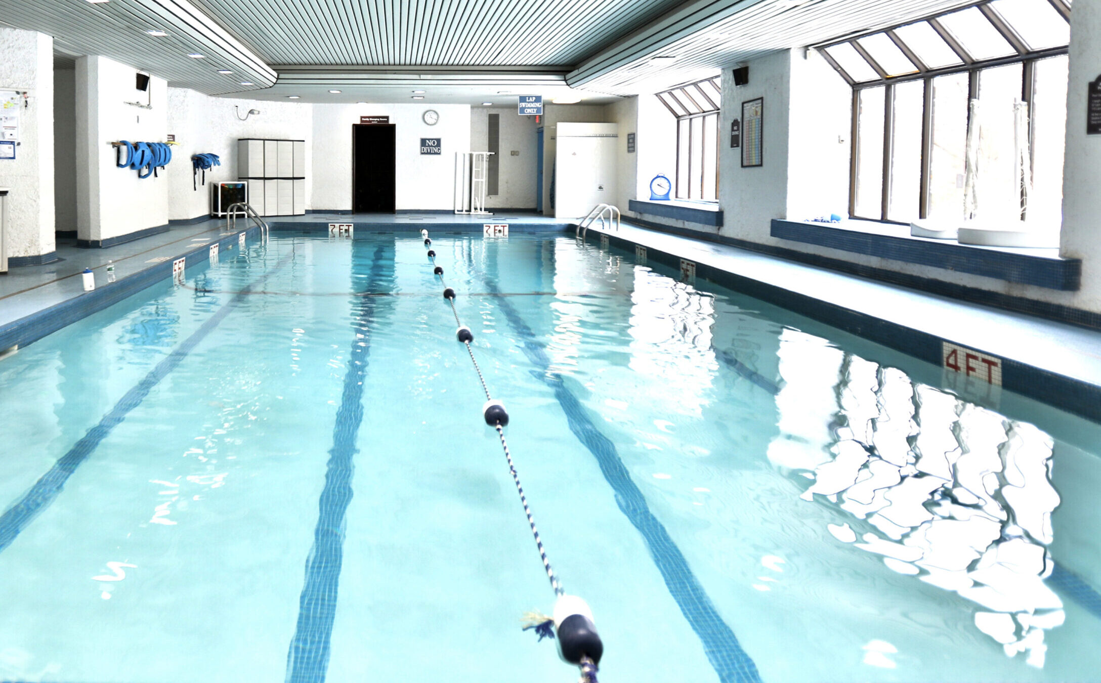 Health Clubs Near Me with a Pool for Fitness and Leisure